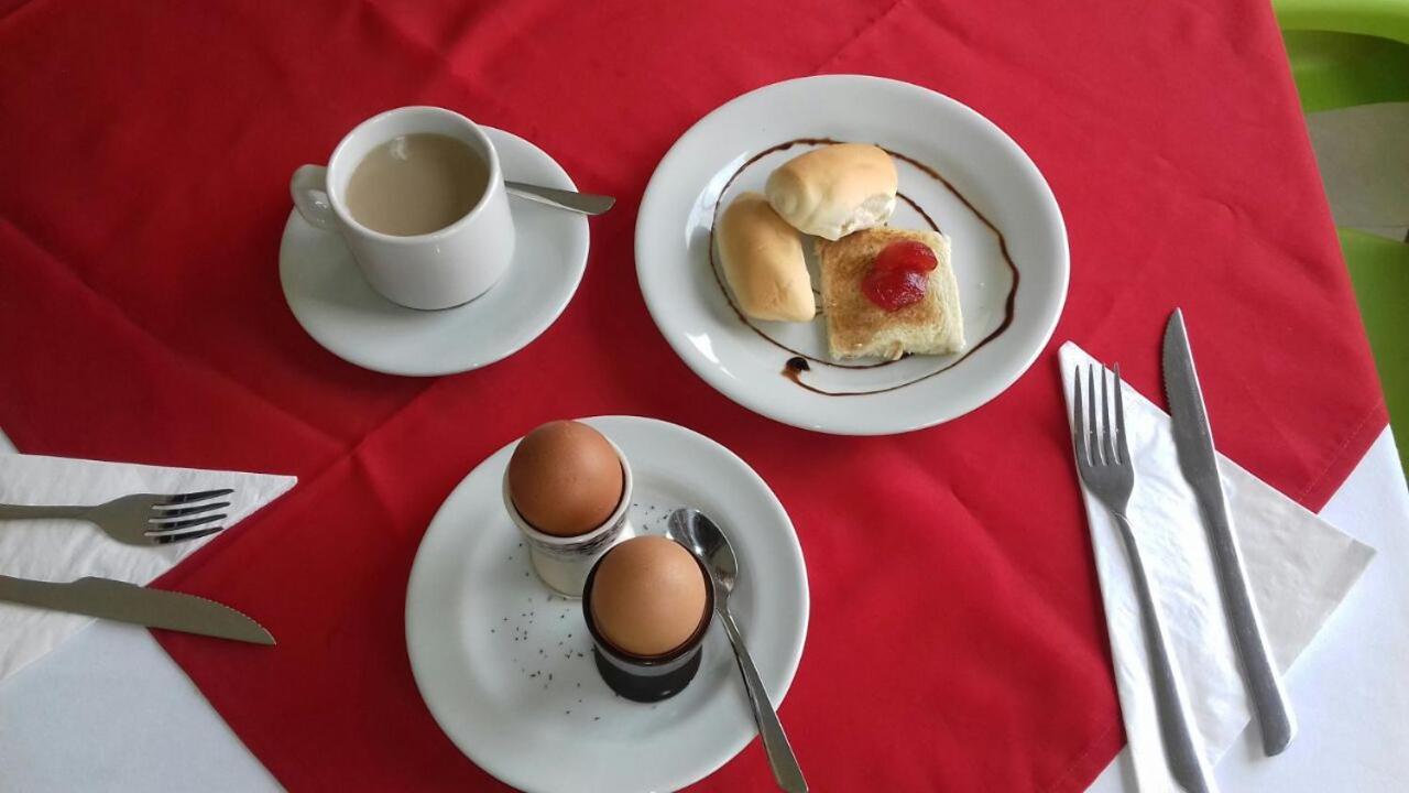 Hotel Pinares Plaza Pereira Luaran gambar