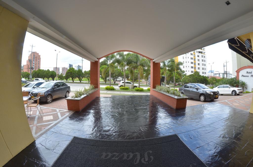 Hotel Pinares Plaza Pereira Luaran gambar